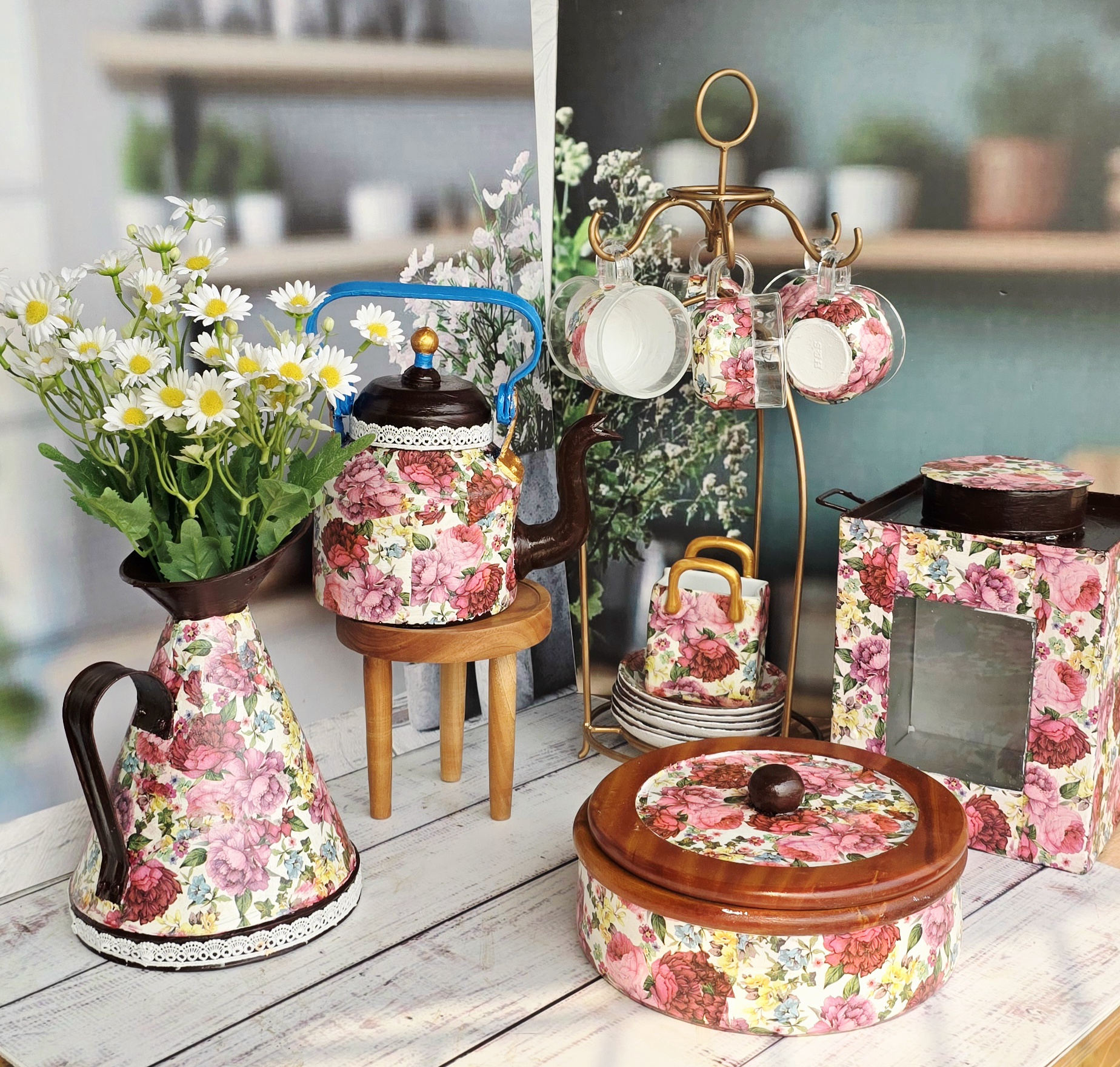 Floral Tea and Decor Set