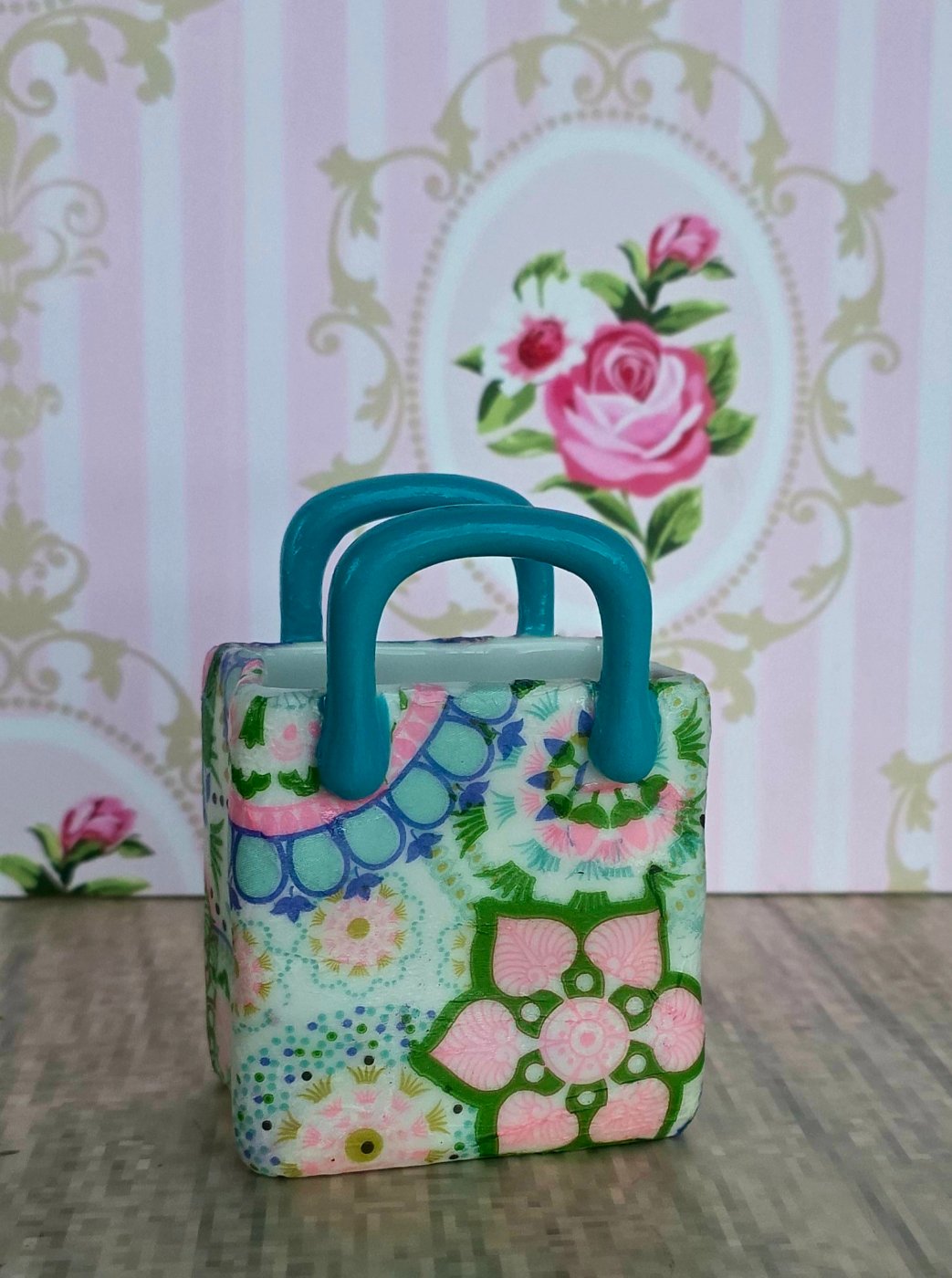 Patterned Ceramic Spoon Bag