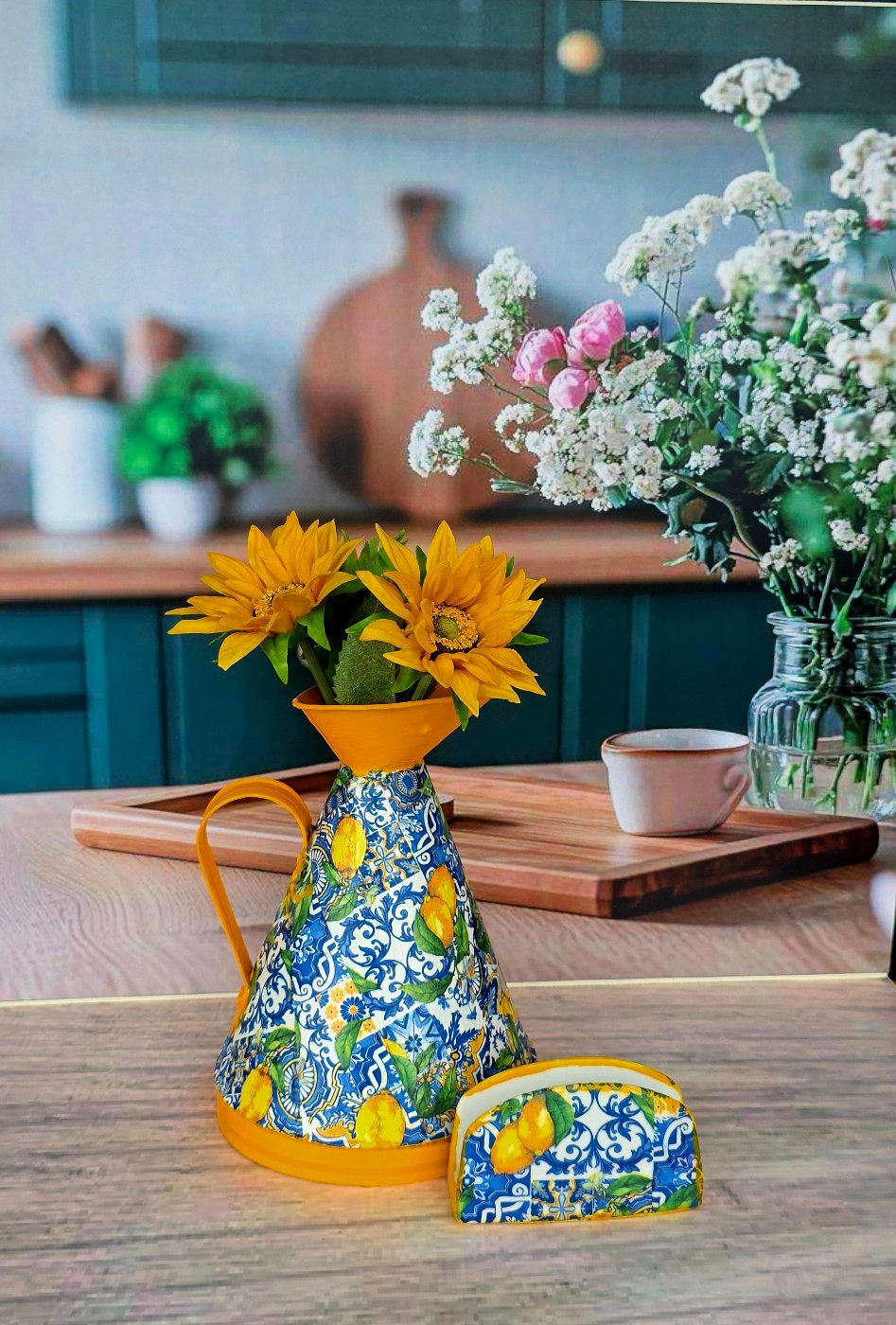Lemon Motif Decorative Vase &Napkil Holder Combo
