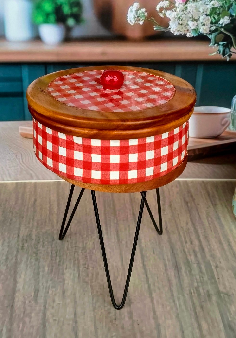 Checkered Wooden Ruti Box