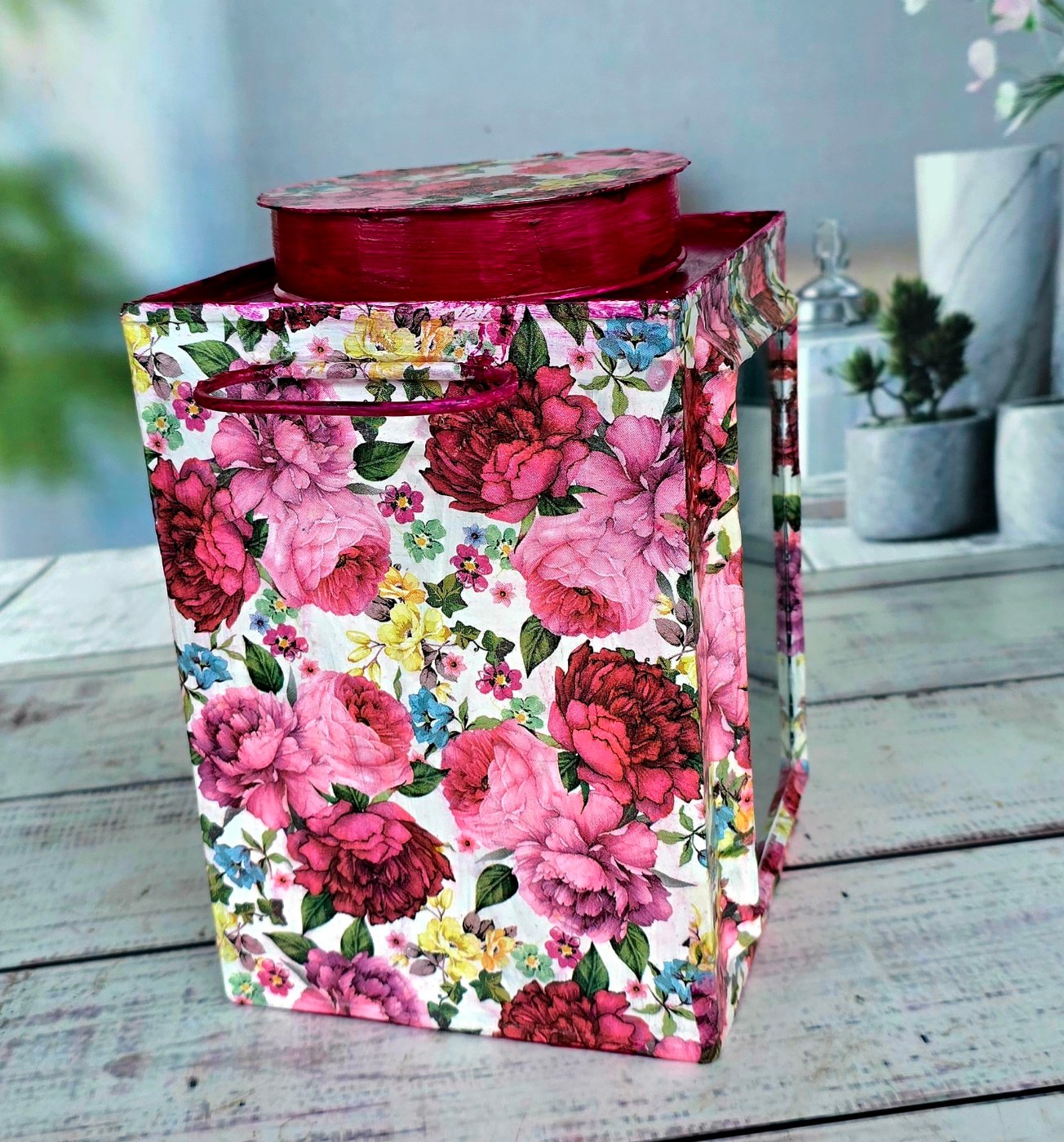 Floral Decopainted Storage /MurieTin (400 gm)