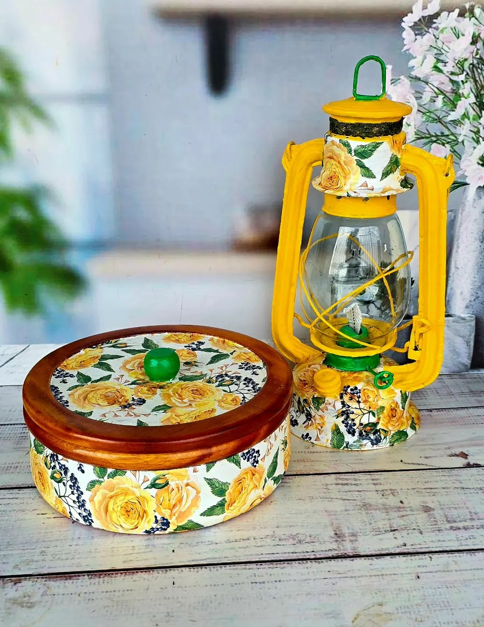 Artistic Floral Ruti Box and Lantern Set