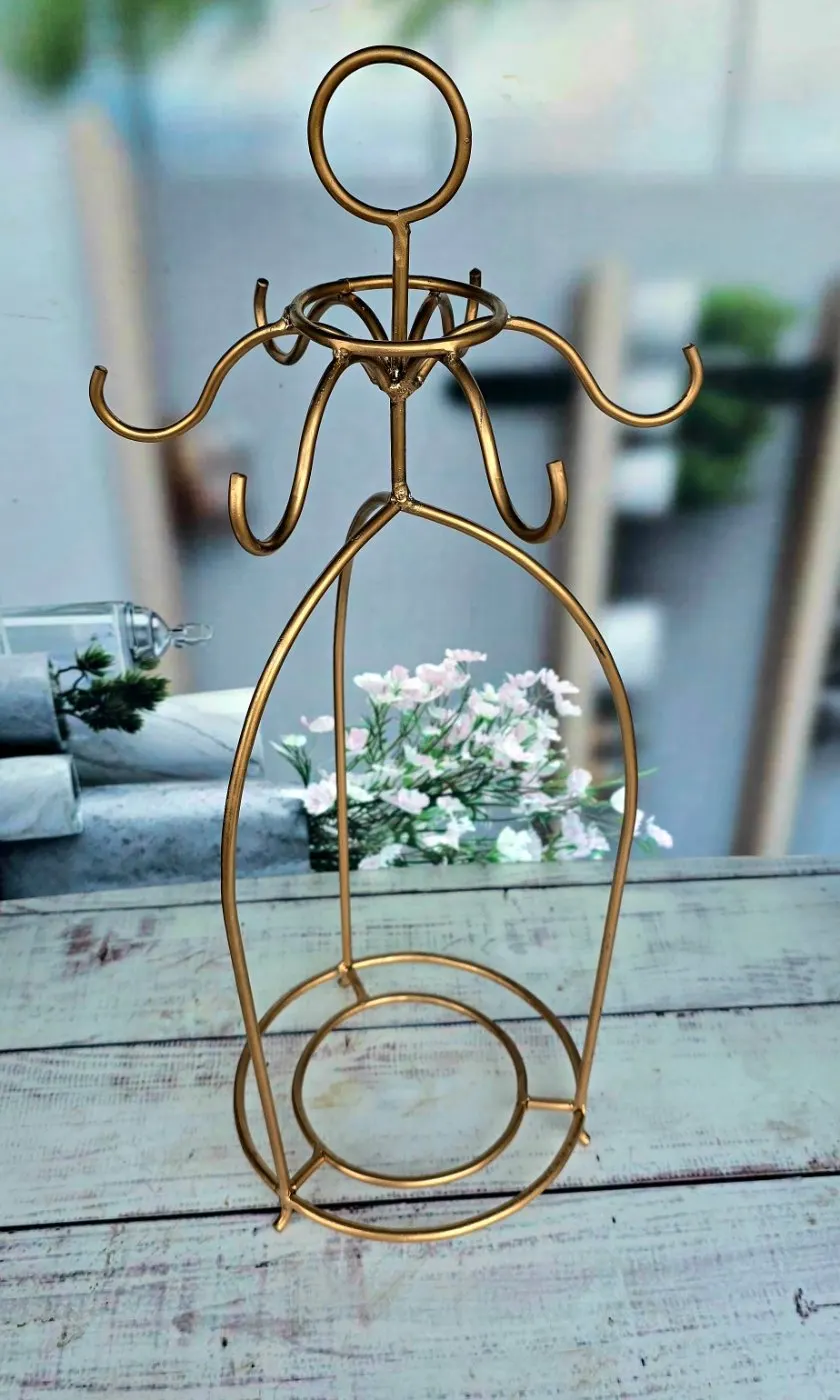 Elegant Metal Cup/Glass Holder Stand