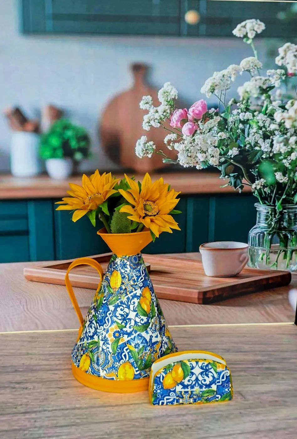 Lemon Motif Decorative Vase &Napkil Holder Combo
