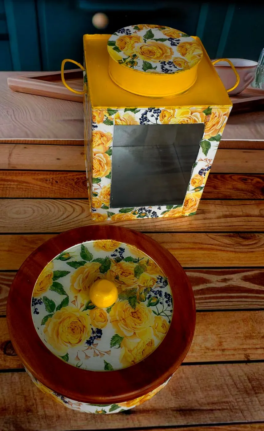 Floral Decoupage Ruti Box &Murirtin Combo
