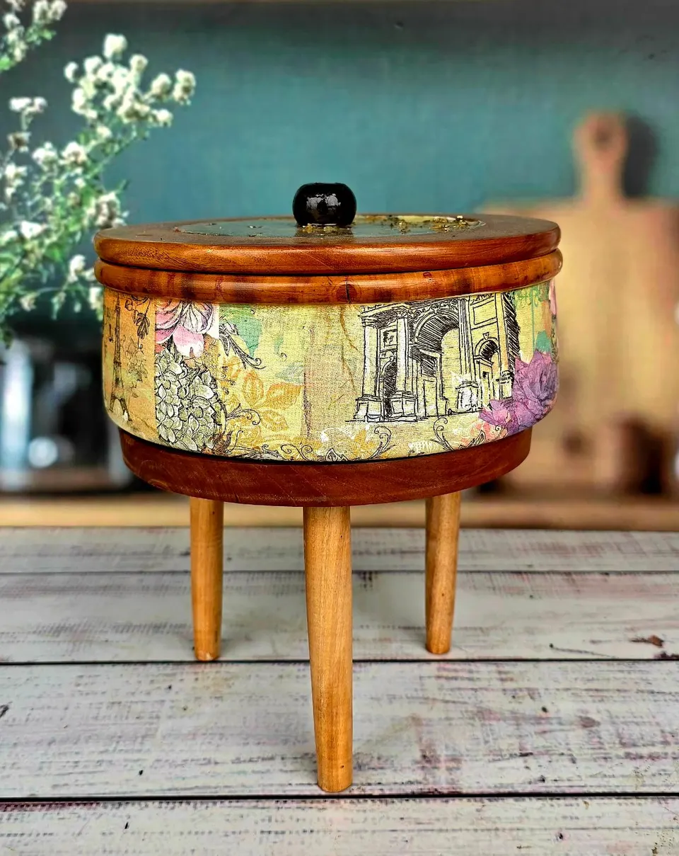 Decoupage Wooden Ruti Box